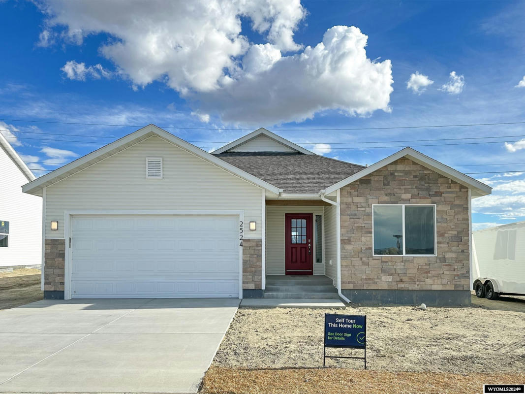 2524 BAILEY BLVD, ROCK SPRINGS, WY 82901, photo 1 of 15