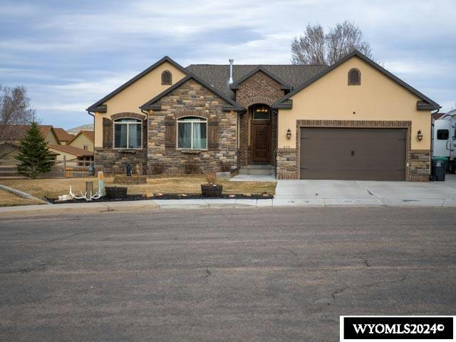 670 HONOR WAY, GREEN RIVER, WY 82935, photo 1 of 43
