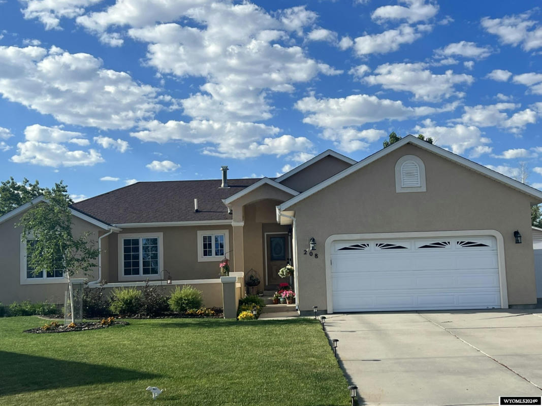 208 COLLEGE CT, ROCK SPRINGS, WY 82901, photo 1 of 45