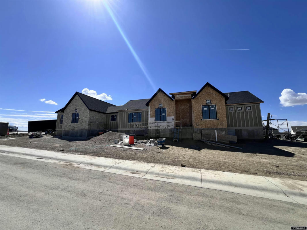 1900 MASTERS DR, ROCK SPRINGS, WY 82901, photo 1 of 16