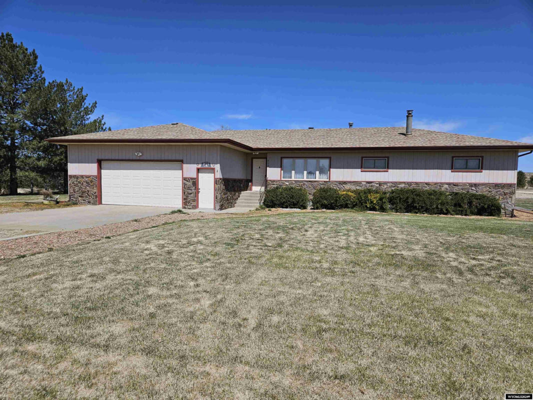 516 VALLEY VIEW DR, TORRINGTON, WY 82240, photo 1 of 29