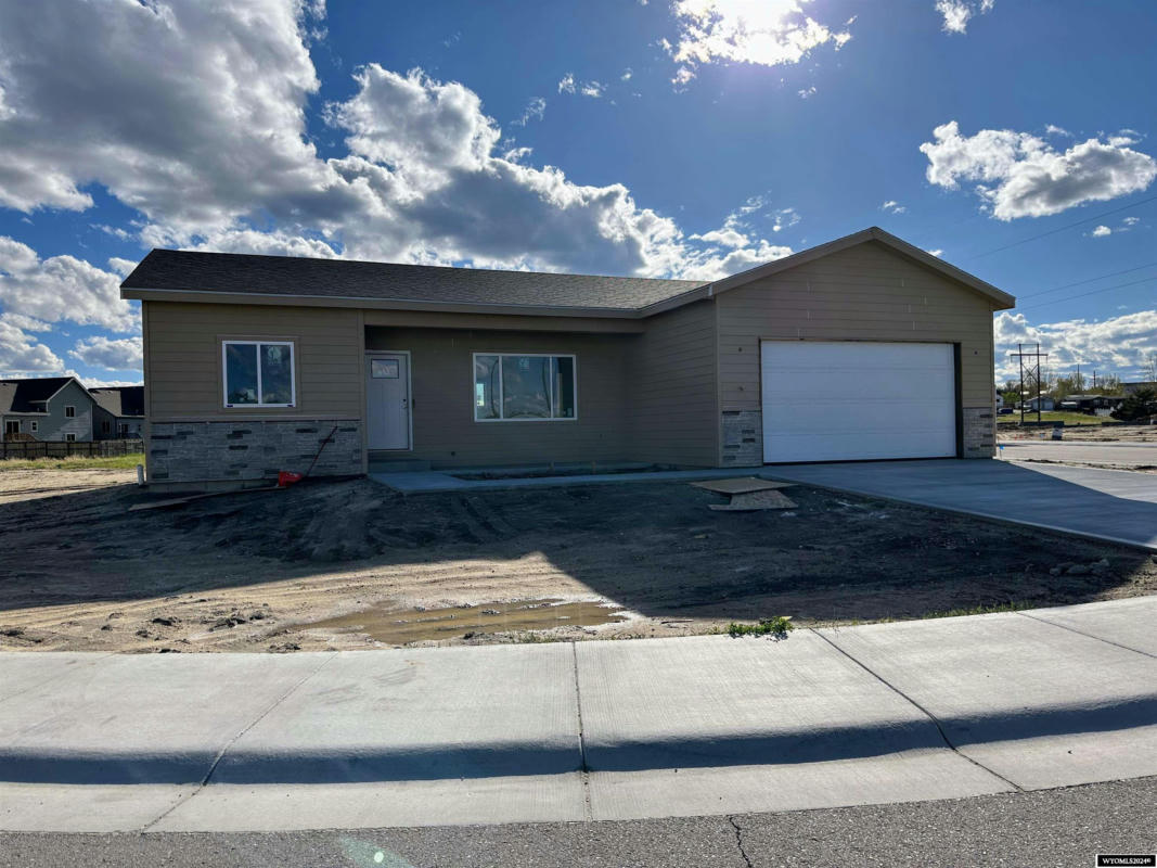 650 FOSSIL BUTTE STREET, MILLS, WY 82644, photo 1 of 5