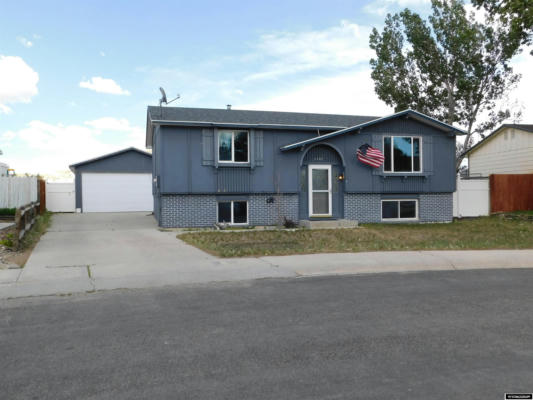 1495 N RIVERBEND DR, GREEN RIVER, WY 82935 - Image 1